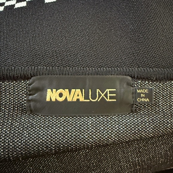 “FASHION NOVA LUXE” Claudia Knit Checkerboard BodyCon Dress - Picture 15 of 16